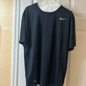 Men’s Nike Tshirt